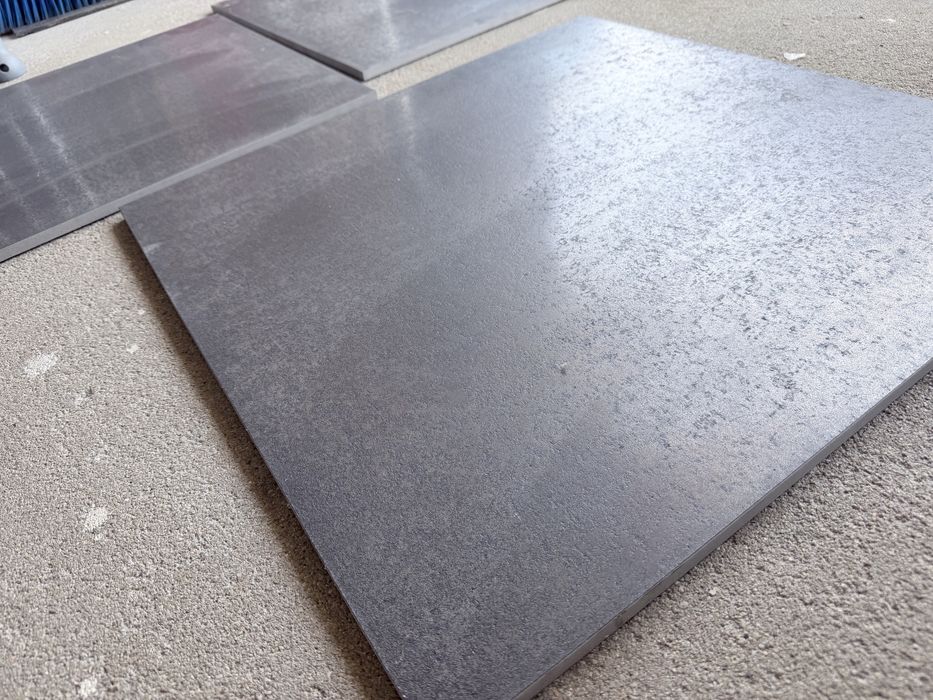Kafle tarasowe 60x60 szare imitacja blachy