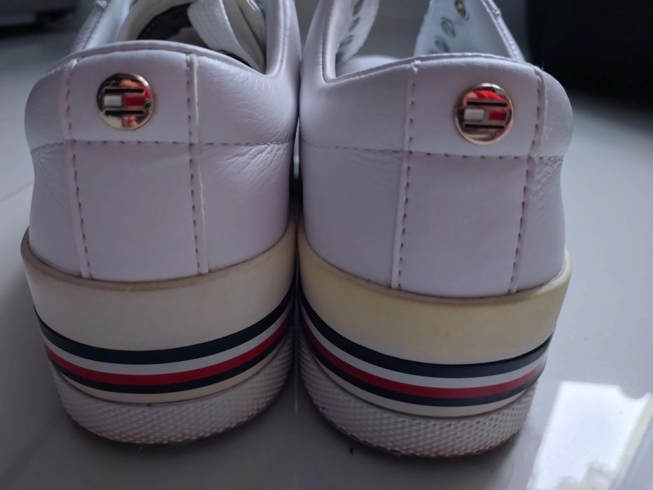 Tommy Hilfiger Sneakersy roz.38