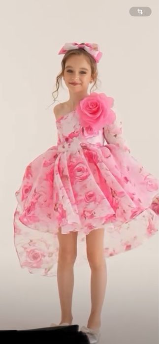 Продам платье для девочки!