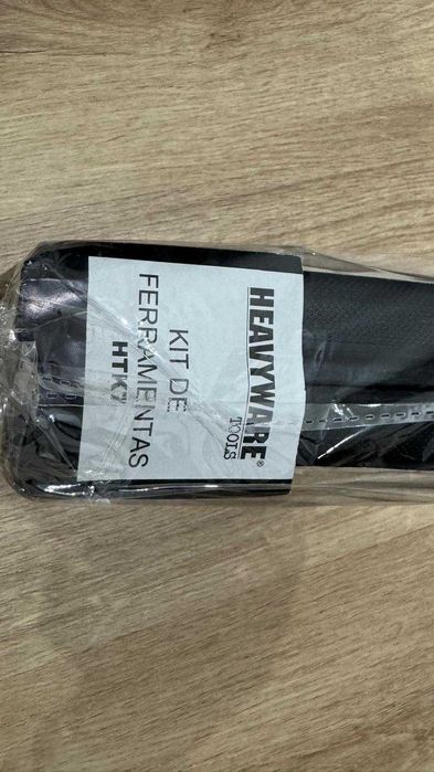 caixa ferramentas 7 peças - Artigo novo