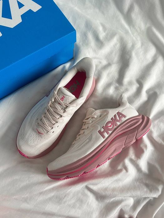 FIRE!HOKA ONE ONE Clifton 10 'Rose Cream Dried Rose' 36 - 41 кліфтон