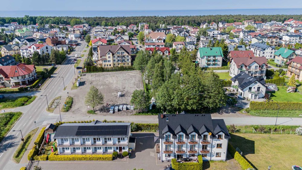 Karwia-Posejdon, 450m od morza. Pokoje i apartamenty.