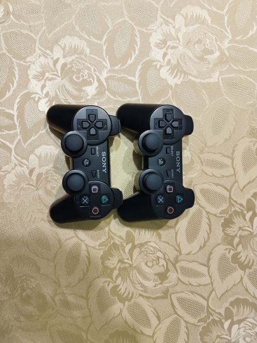 Pady ps3 PlayStation 3, stan bardzo dobry, oryginalne, wysyłka olx