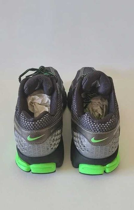 Nike Zoom Vomero 5 SE Metallic Pewter Tamanho 43 Novas
