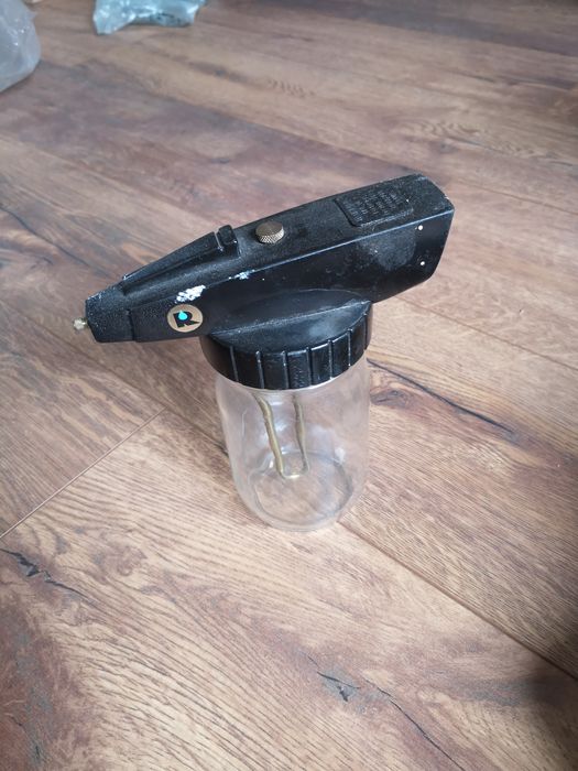 Spryskiwacz do odkurzacza rainbow wyprzedaż garażowa PRL