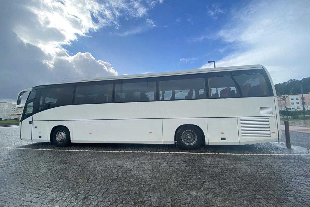 Autocarro Scania