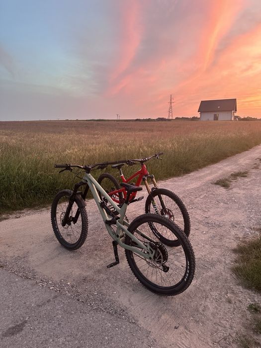 Commencal clash 2024