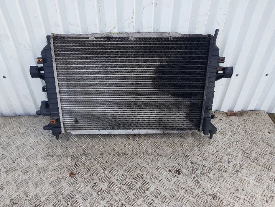 Chłodnica Wody Wentylator Opel Zafira B 1.9 CDTI