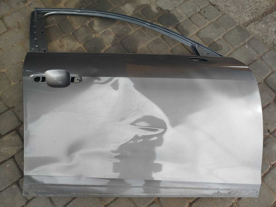 Drzwi prawy tył/przód Audi a4 b9 allroad uszkodzone
