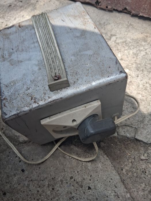 Stabilizator napięcia czasy PRL