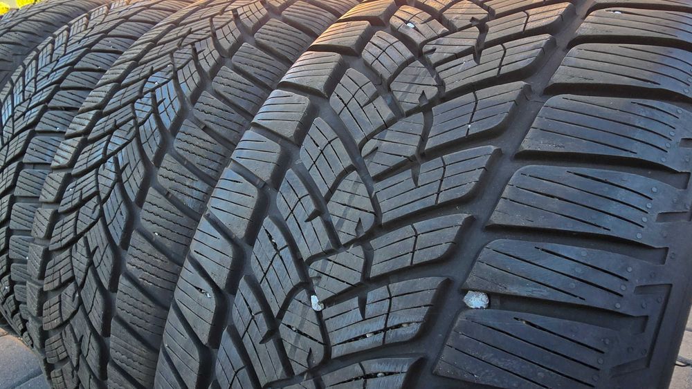 Opony zimowe Fulda Kristall HP2 235/45/R18