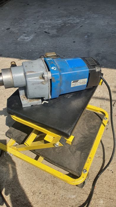 Wiertnica do przewiertów w betonie.Norton 230V