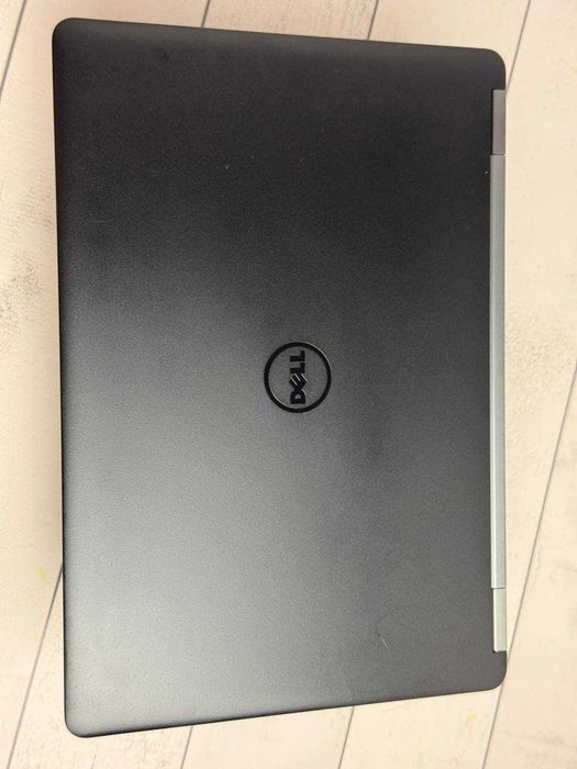 Dell 5470 i5-6200 8ram ssd 256  1920 1080 Full HD