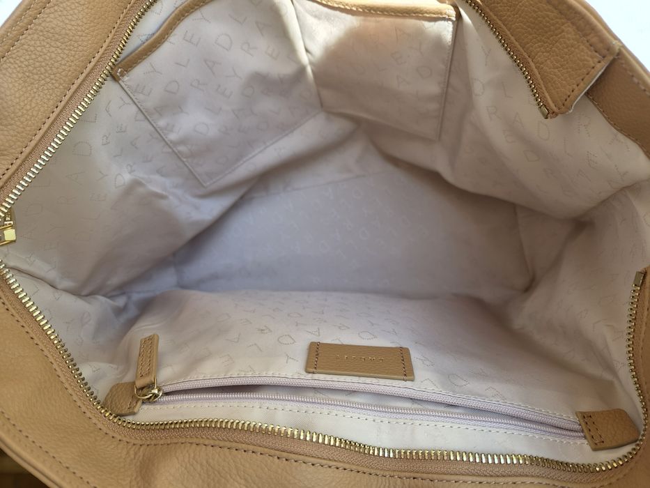Radley Шкіряна жіноча містка сумка