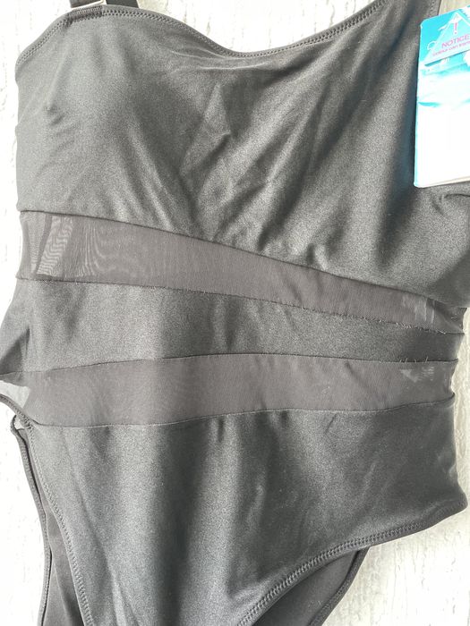 Купальник суцільний з сіточкою