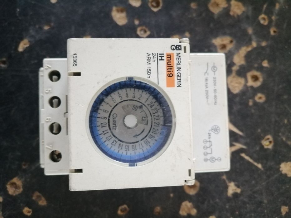 Interruptor horário