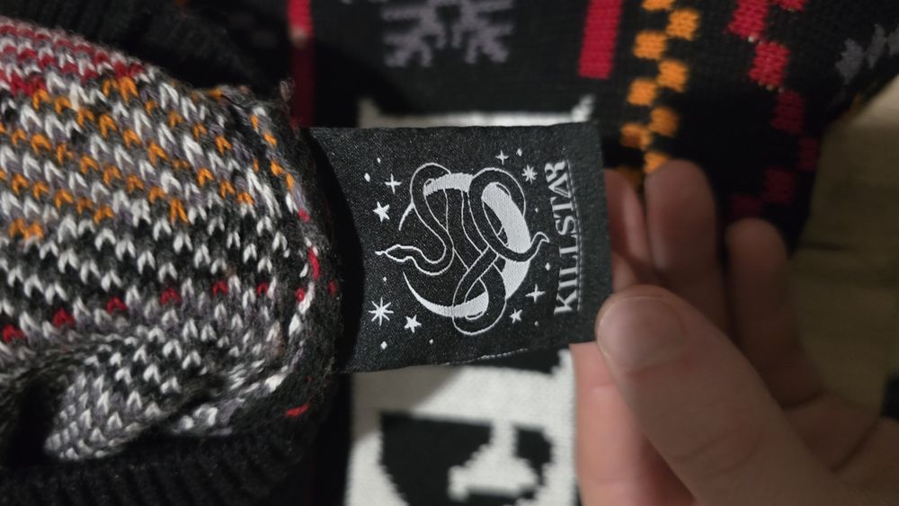 Светр KillStar Merry Hexmas