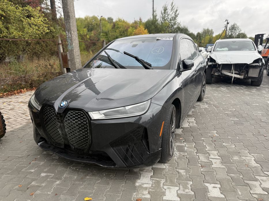 BMW IX Xdrive50 2024 в наявності