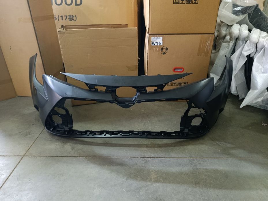 Бампер передній Toyota Corolla LE 2020 2021 2022 2023