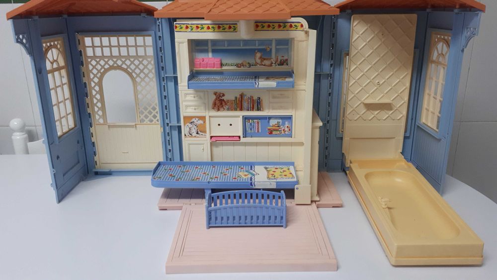 Casa de bonecas para brincar