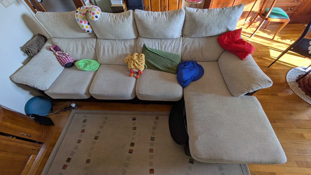 Sofá 4 lugares Bege com Chaise Longue