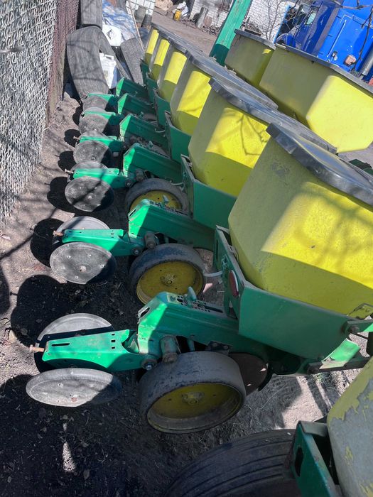 Сівалка John Deere 7000