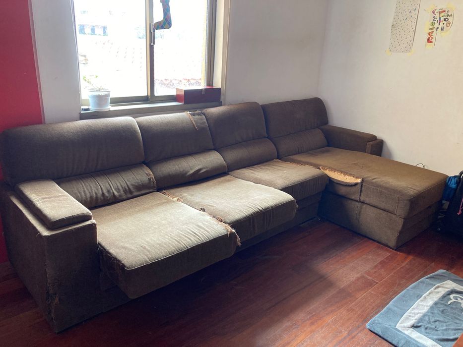 Sofá 4 lugares com chaise long