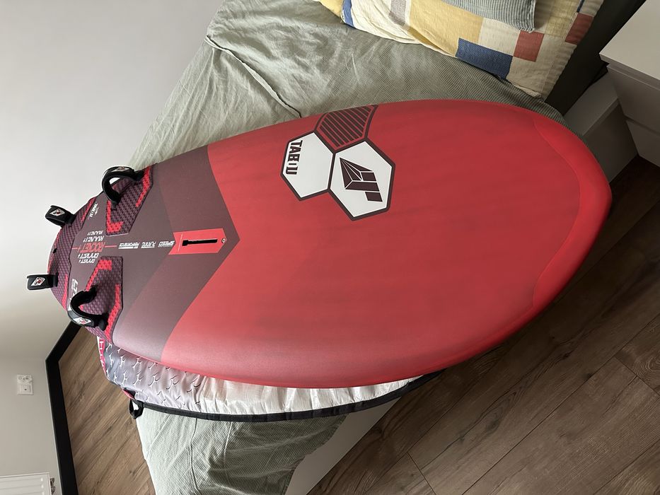 Deska windsurfingowa Tabou Rocket