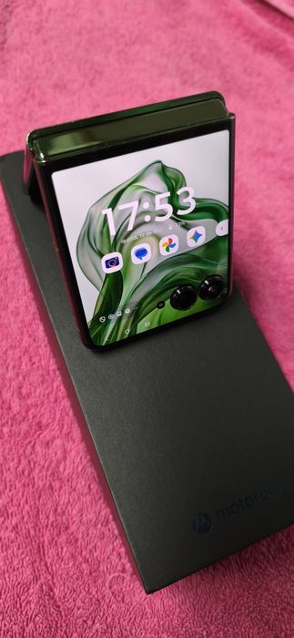 Motorola Razr 50 ultra 5G. 512 GB 12+12 GB RAM