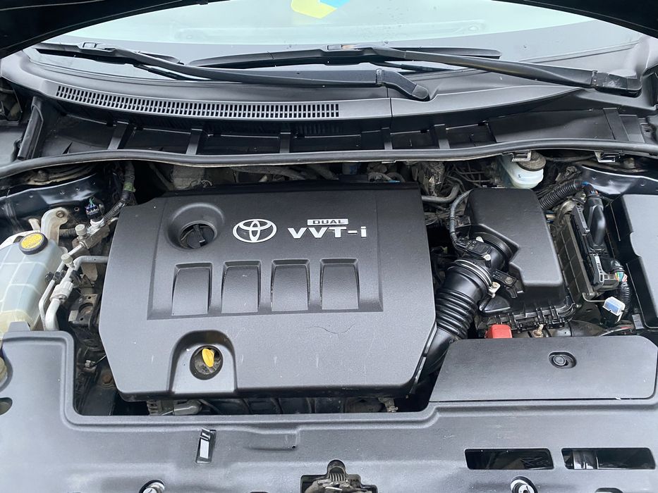 Продам Toyota Corolla 150