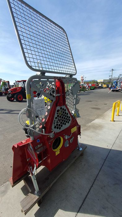 Wyciągarka Leśna Tajfun 5,5 T - EGV 55AHK - Pilot - Krpan Uniforest