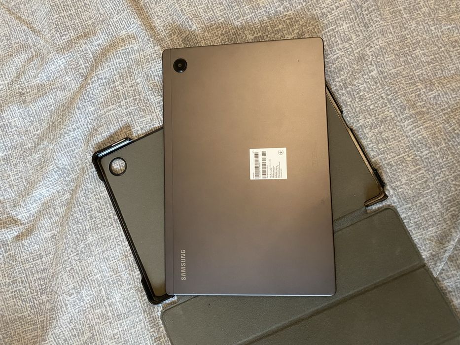 Samsung Galaxy Tab A8 LTE 4/64 GB (SM-X205) + чехол