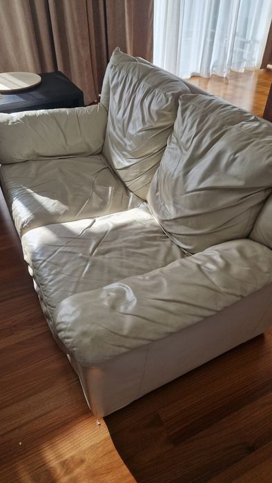 Vende-se sofás  usados mas em bom estado