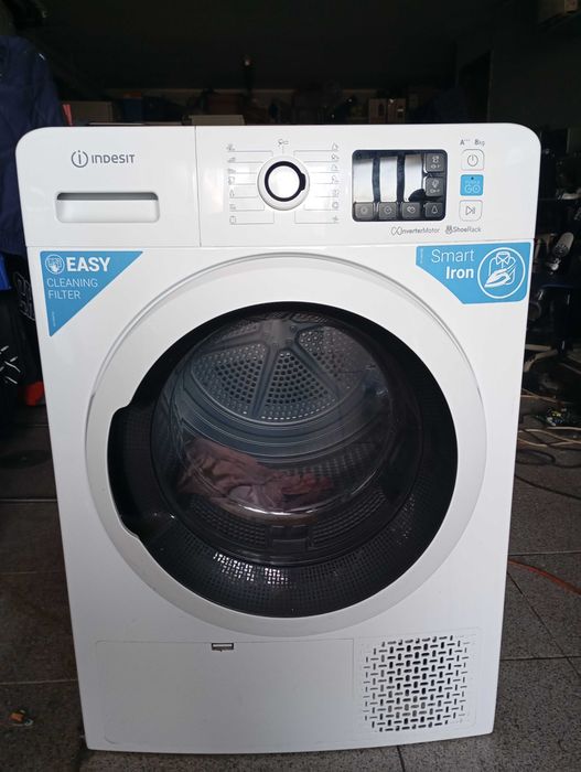 Vendo máquina de secar roupa Indesit 8 kg bomba de calor