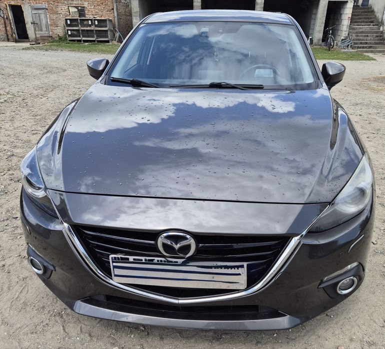 Mazda 3 .Rok 2015.
