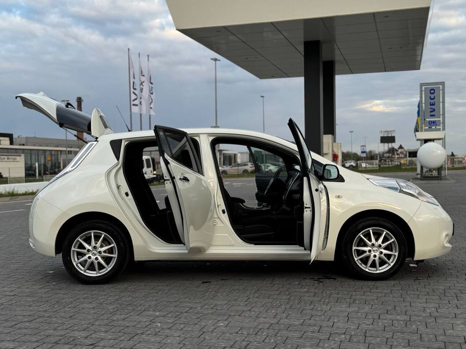 Nissan Leaf 30 kWh 10/12 ElectroCar Electro Auto