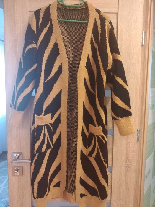 Kardigan długi czarno kamelowy