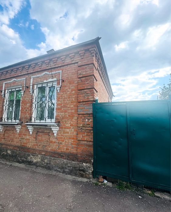 Продаж пів будинку на Новомиколаївці