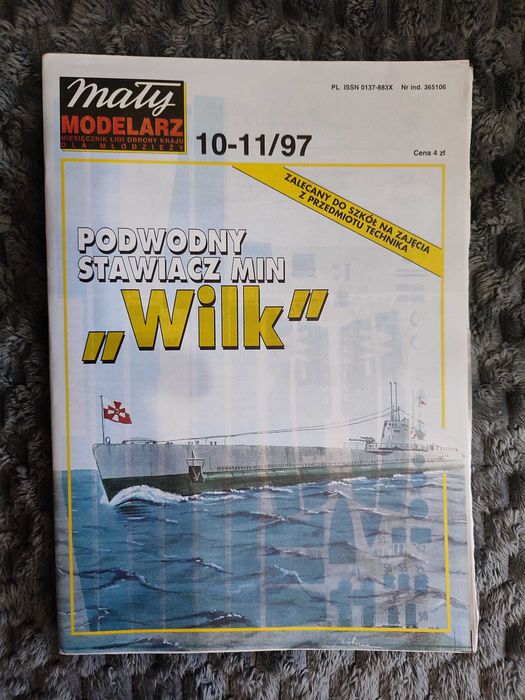Mały Modelarz 10-11/1997 (Polski podwodny stawiacz min "Wilk")