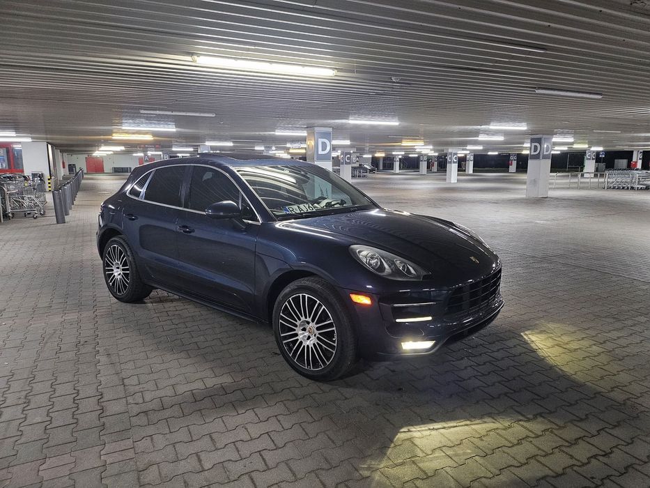 Porsche Macan https://www.carvertical.com/pl/report?id=9c1b4059-1295-4a54-ba5a-1904c