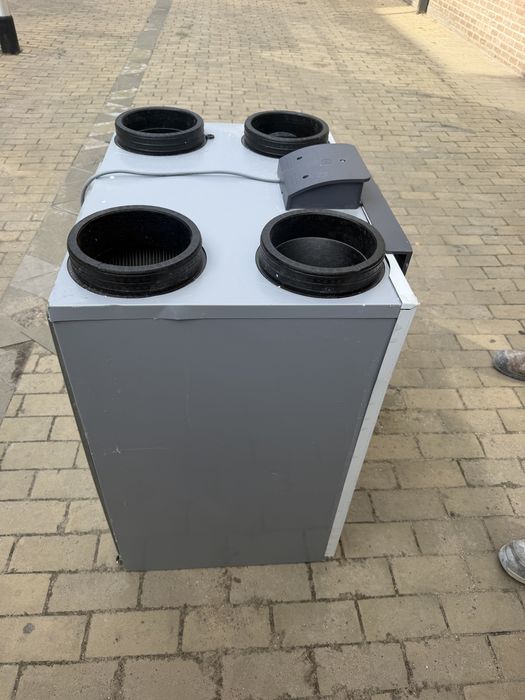 Rekuperator  Zehnder pro 300L
