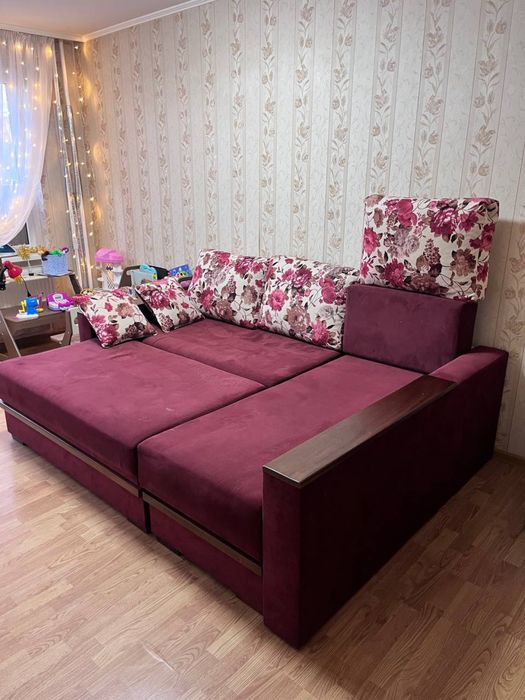 Диван розкладний в хорошому стані