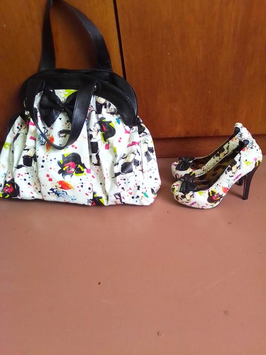 продам стильний комплект