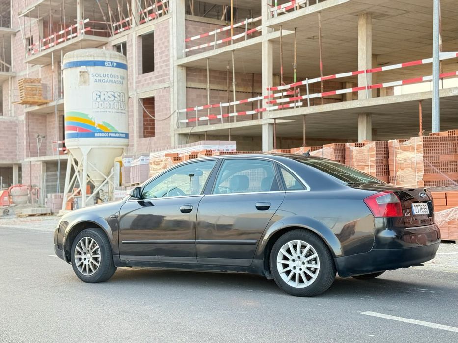 Audi A4 1.9 pd130 2001