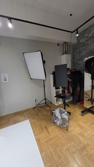 Wyjątkowe studio fotografii autoportretowej i klasyczne studio fotograficzne - Dwa w jednym!