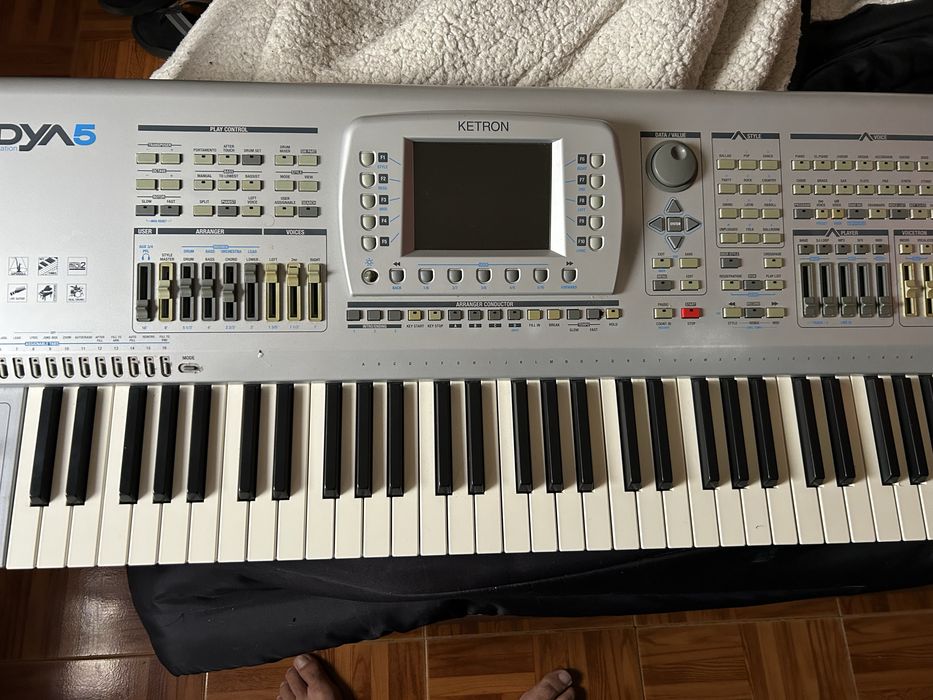 Teclado audya 5 ketron