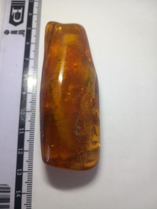Naturalny bałtycki bursztyn 27g.