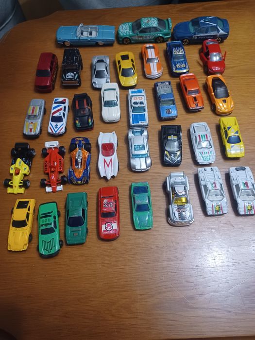 Stare modele samochodów-resoraki