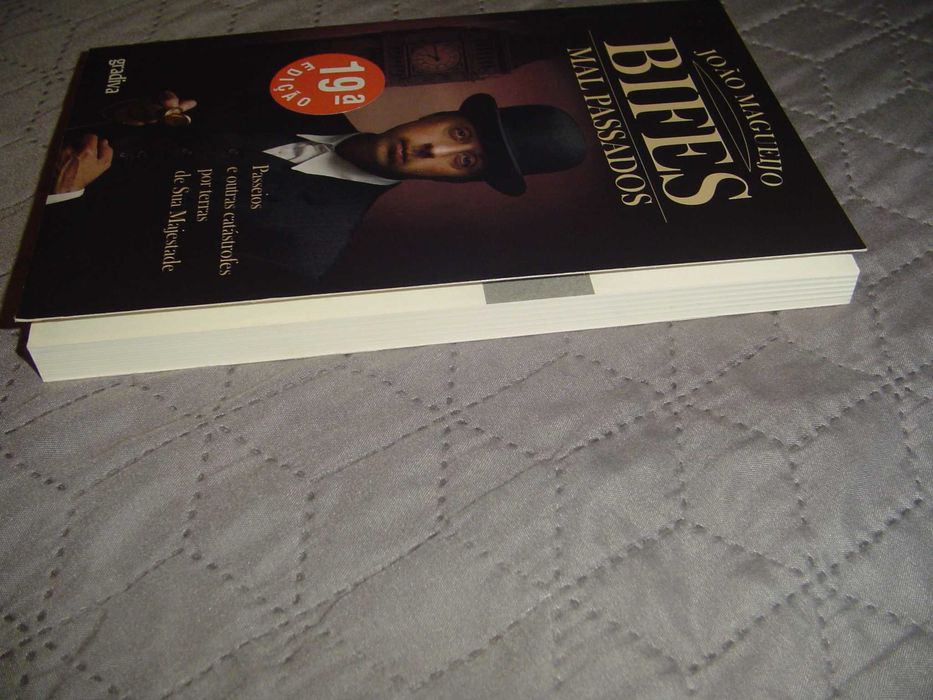Livro "Bifes Mal Passados" de João Magueijo