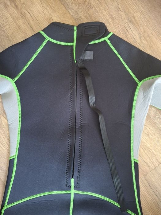Pianka Neopren Waterhouse 7-8lat unisex